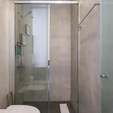 Downtown By Lovelystay * ポルト