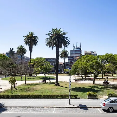 Downtown By Lovelystay Apartman